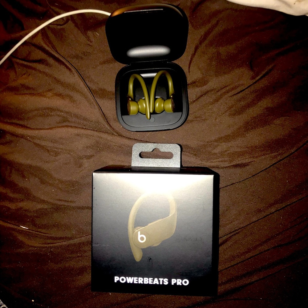 Beats by Dre Powerbeats pros